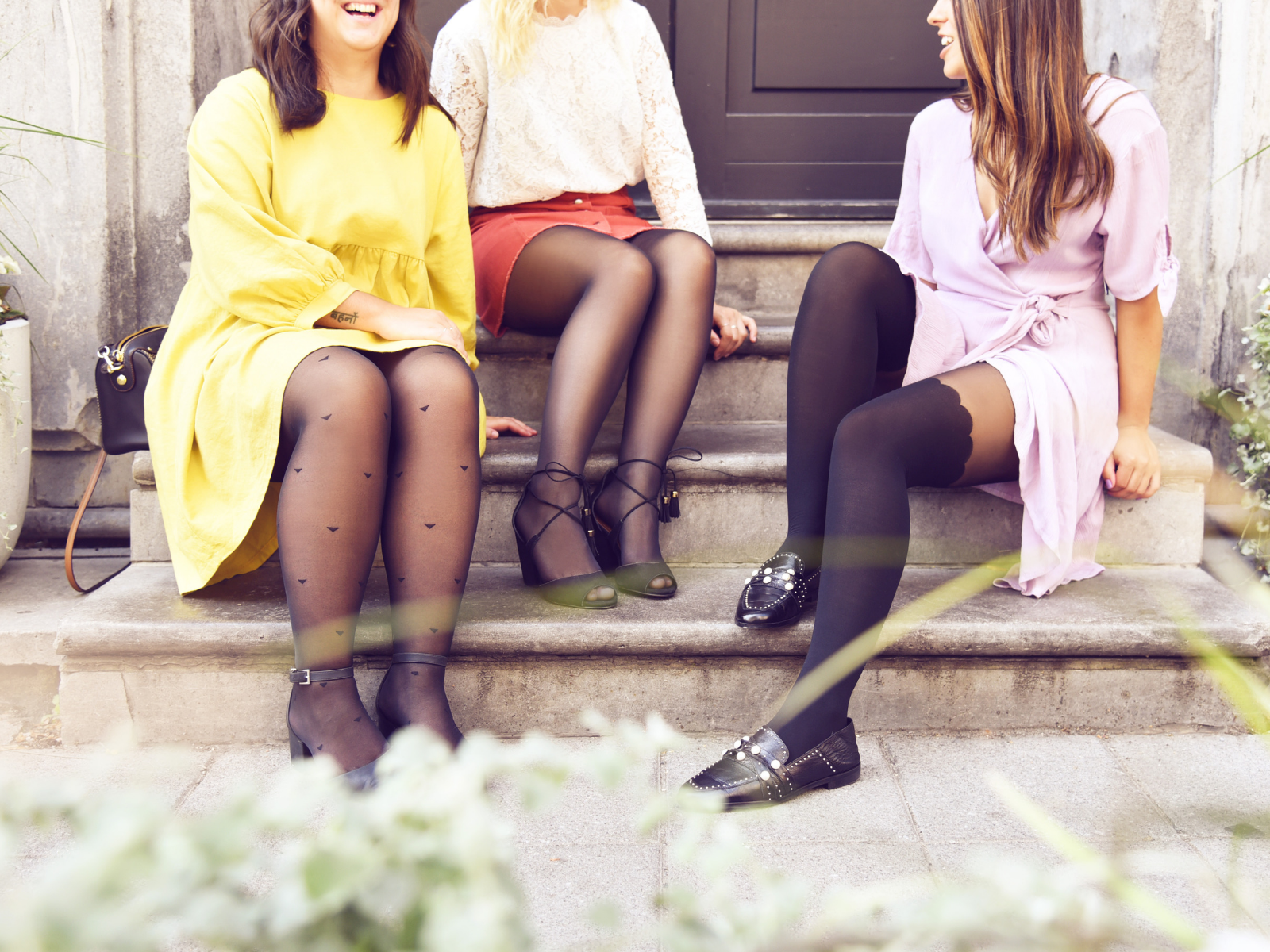 Wearing black tights in summer best sale