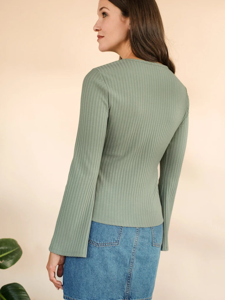 Haut manches longues vert sauge