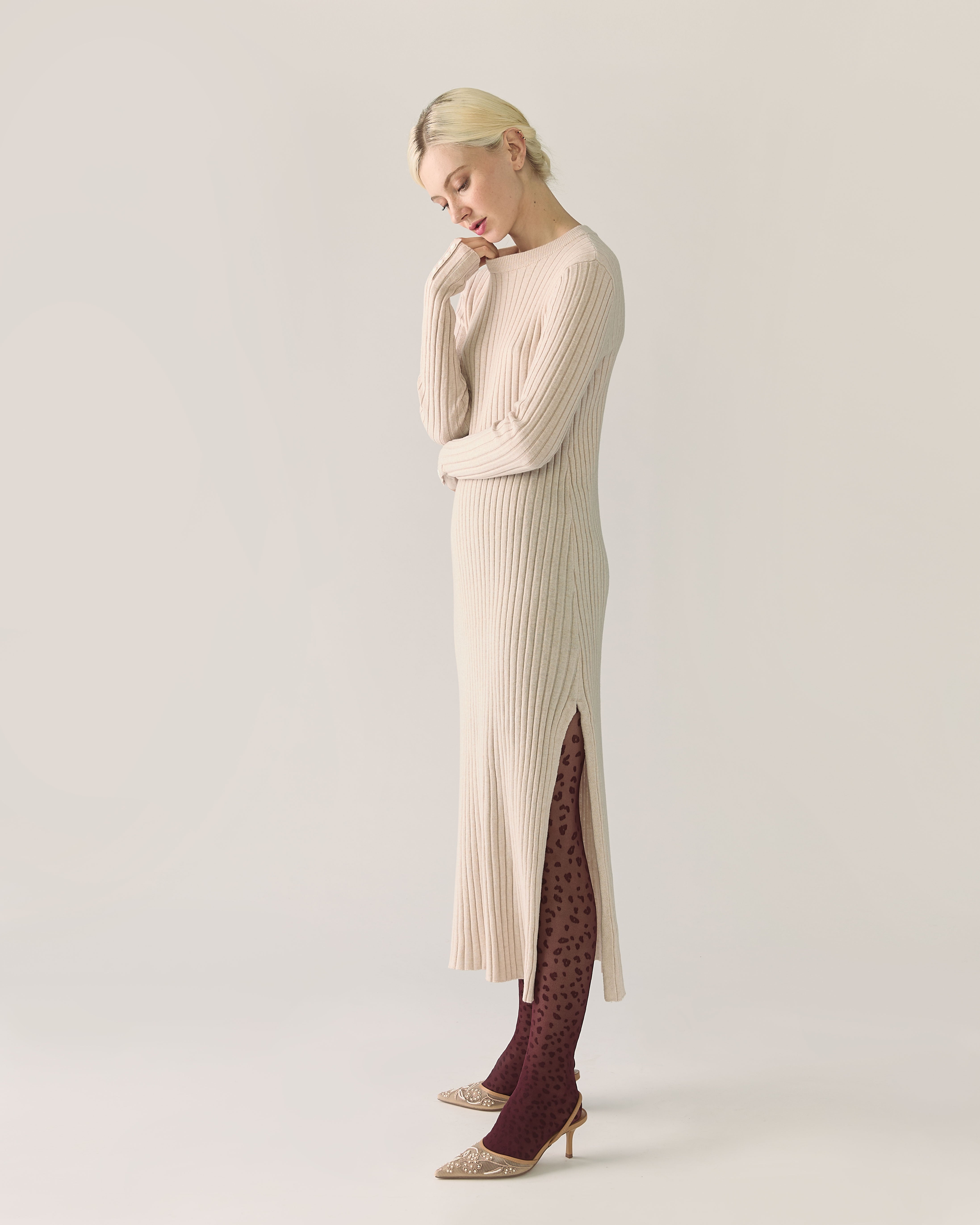 White Cos Knitted Dress Responsible Mulesing-free Merino Wool Long Sleeve Ribbed White Cos Knitted Dress Responsible Mulesing-free Merino Wool Long Sleeve Ribbed