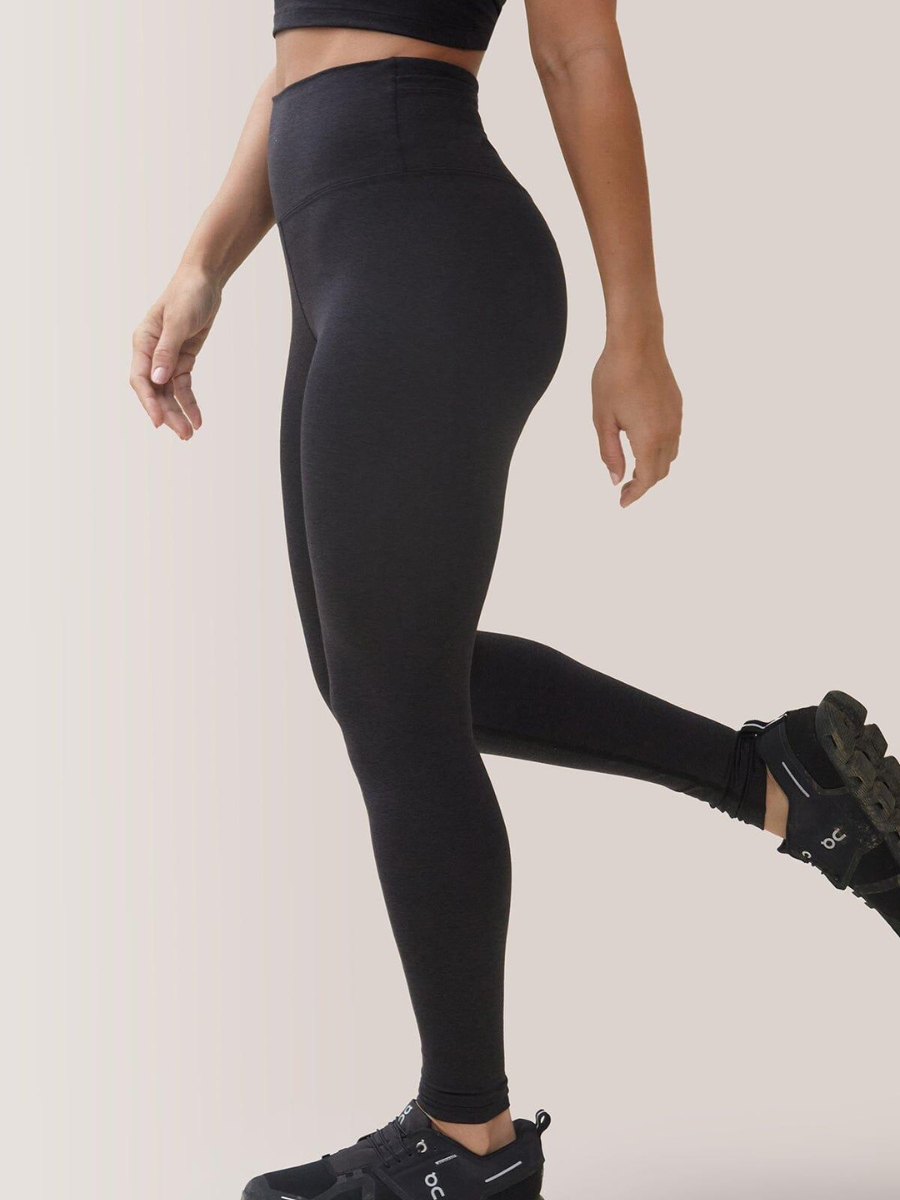 High rise sort black legging made in Canada