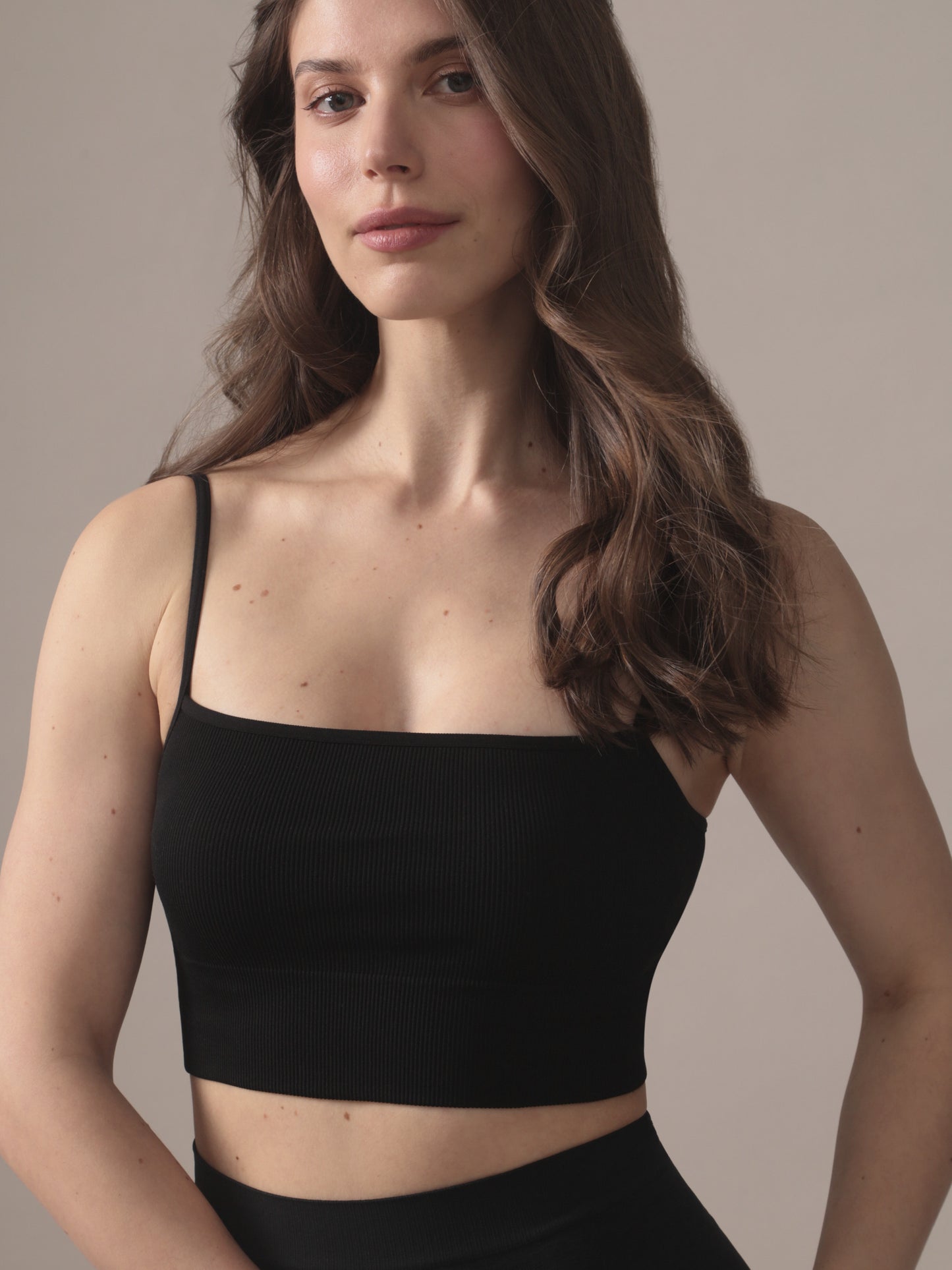 Camisole courte sans coutures en Noir