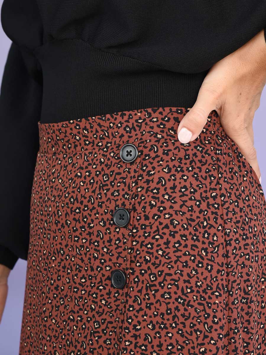 wild flowers midi skirt with buttons for women