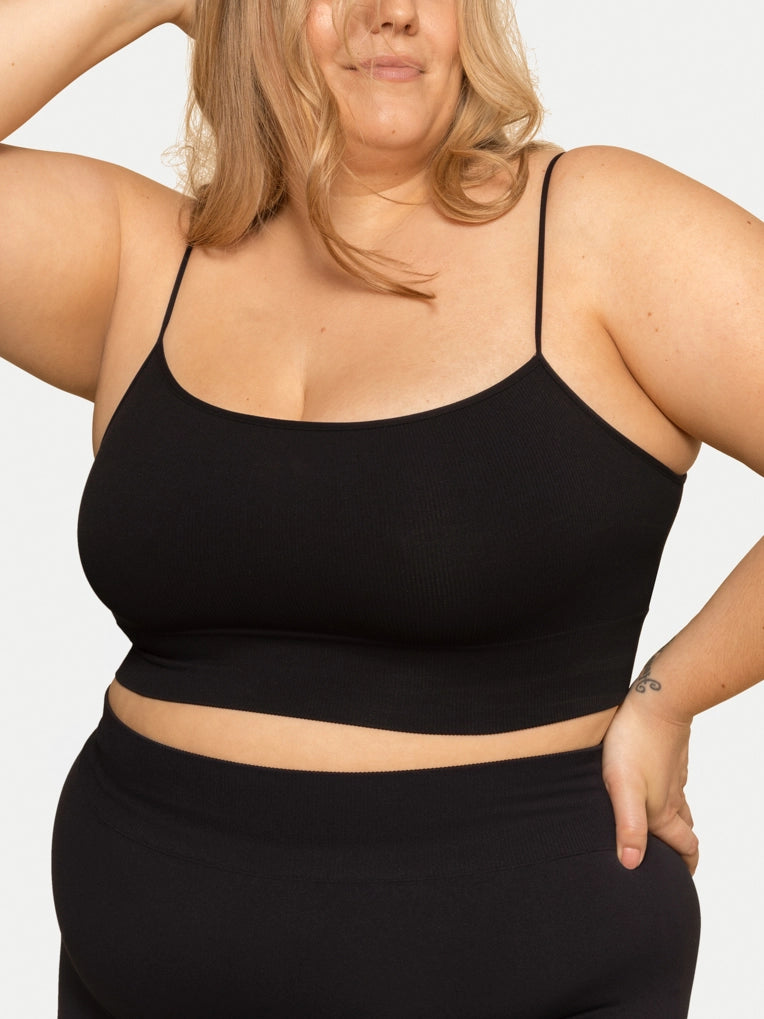 Seamless Cropped Cami in Black