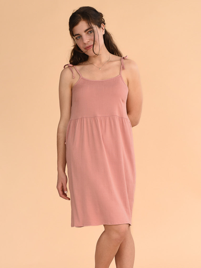 Robe d'été rose pour femmes