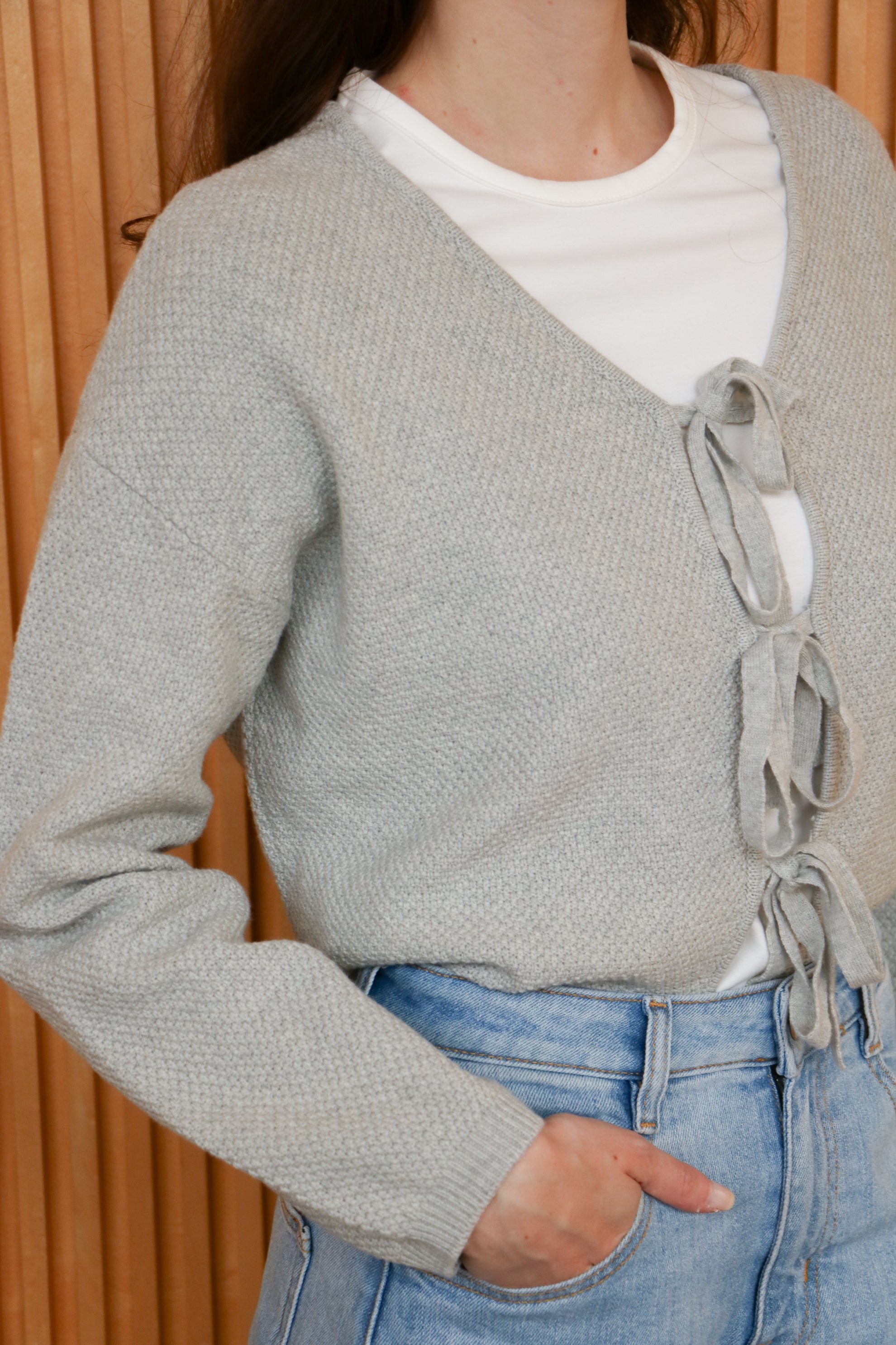 Bow Merino Cardigan in Grey