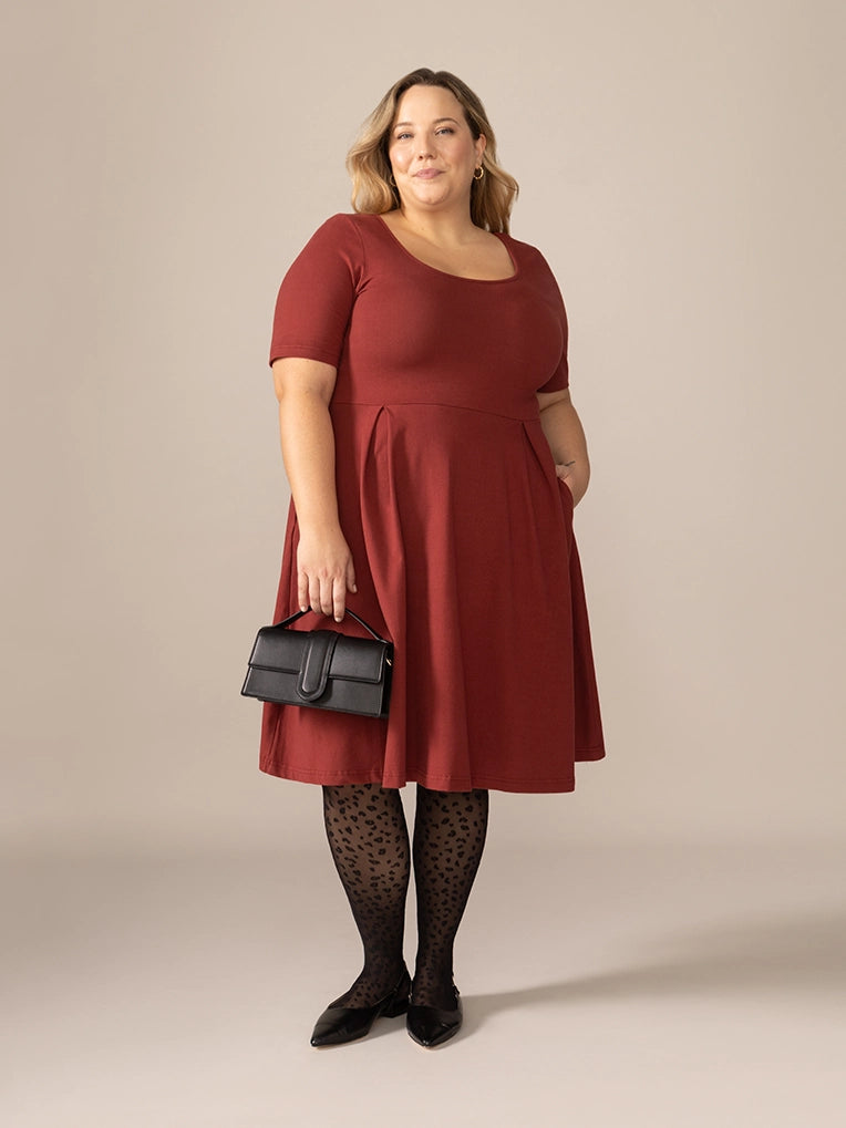 Short Sleeve Ballerina Knit Dress in Pinot Noir