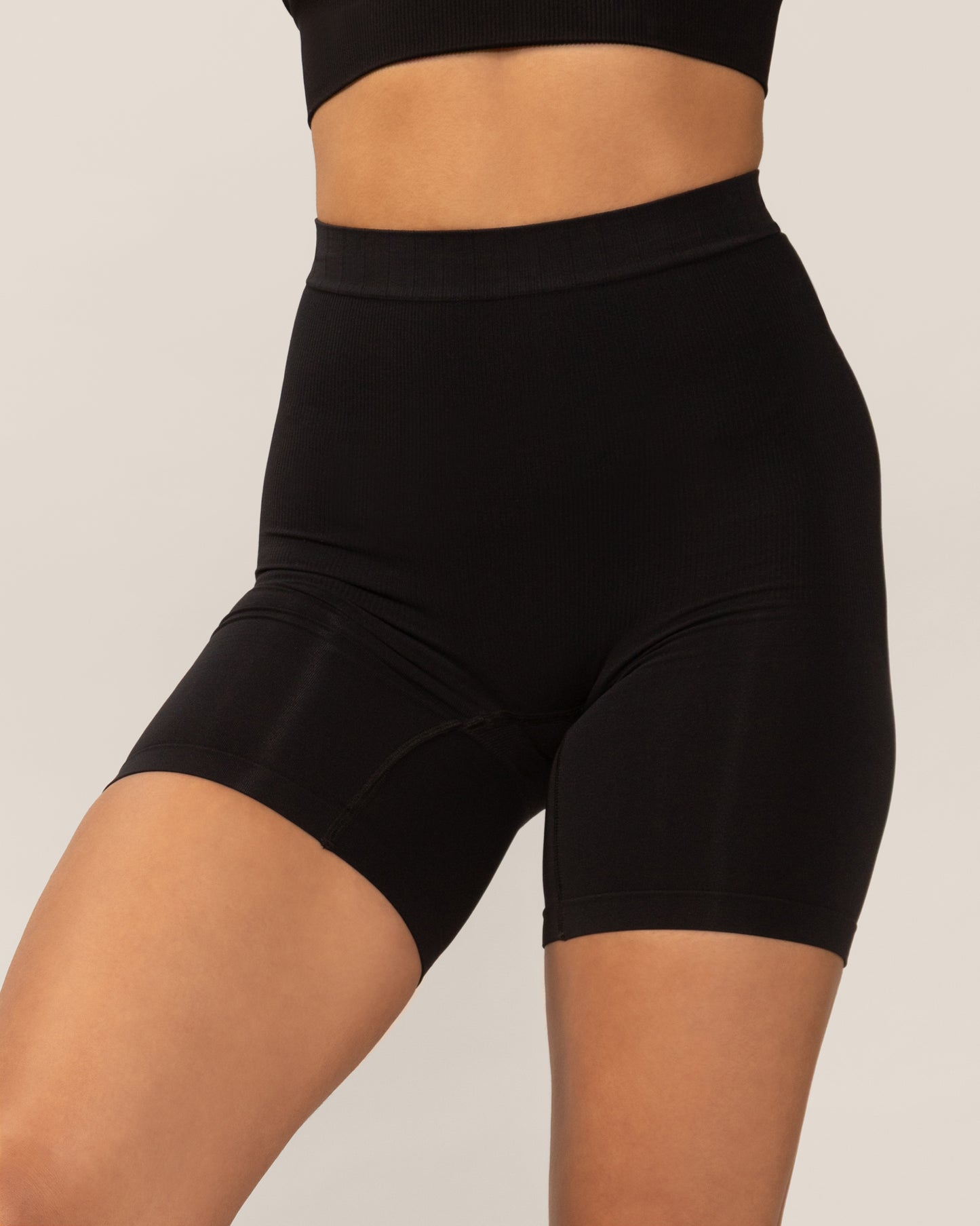 Short seconde peau sans coutures sculptant - Noir