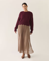 Scalloped Edge Pullover Responsible Merino in Zinfandel