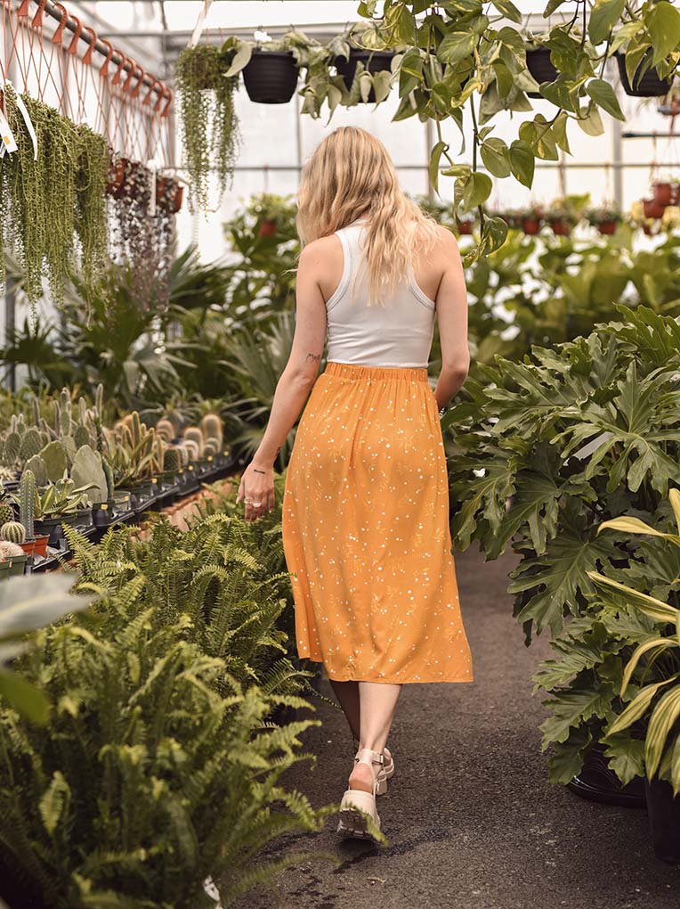 Brown skirt hotsell and yellow top